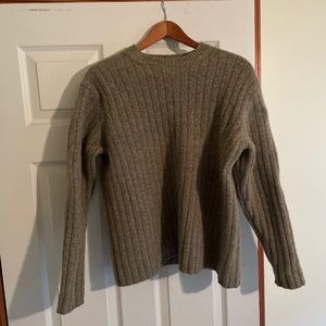 Gap Women’s Lambswool Sweater